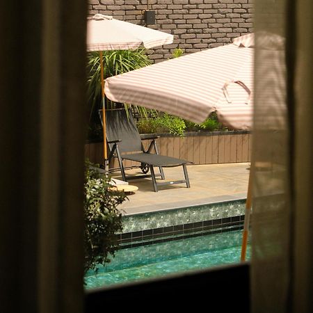 Communal Hotel Кутаиси Екстериор снимка