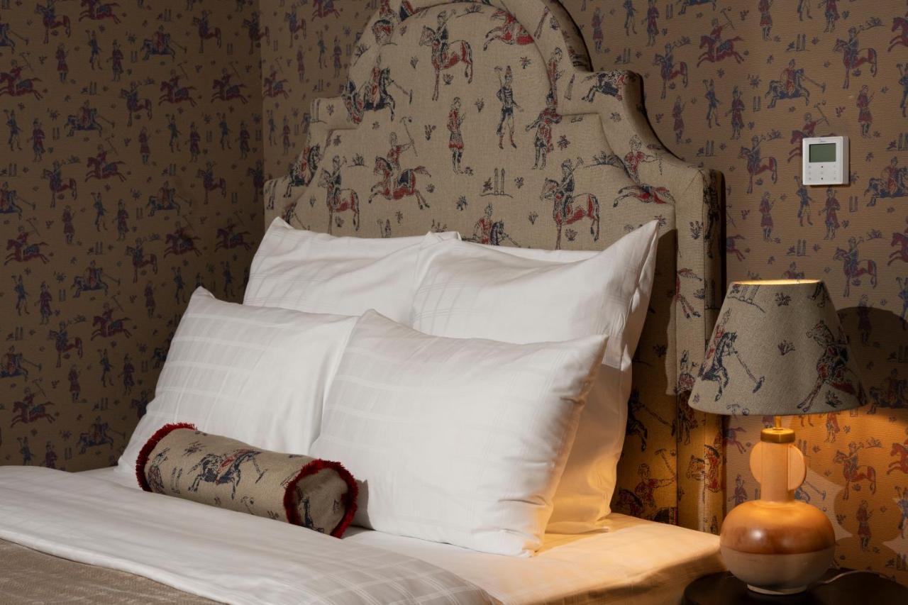 Communal Hotel Кутаиси Екстериор снимка