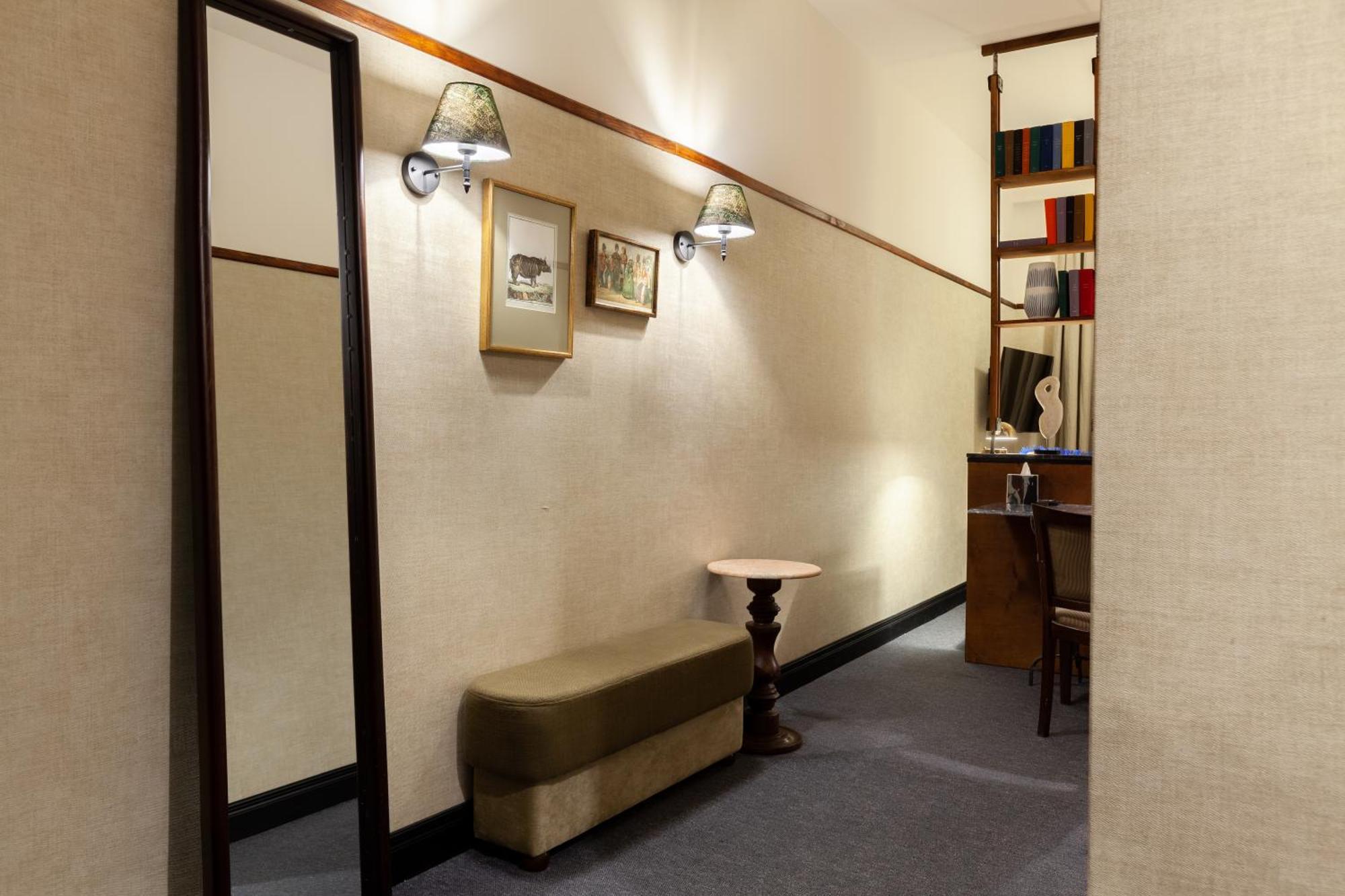 Communal Hotel Кутаиси Екстериор снимка