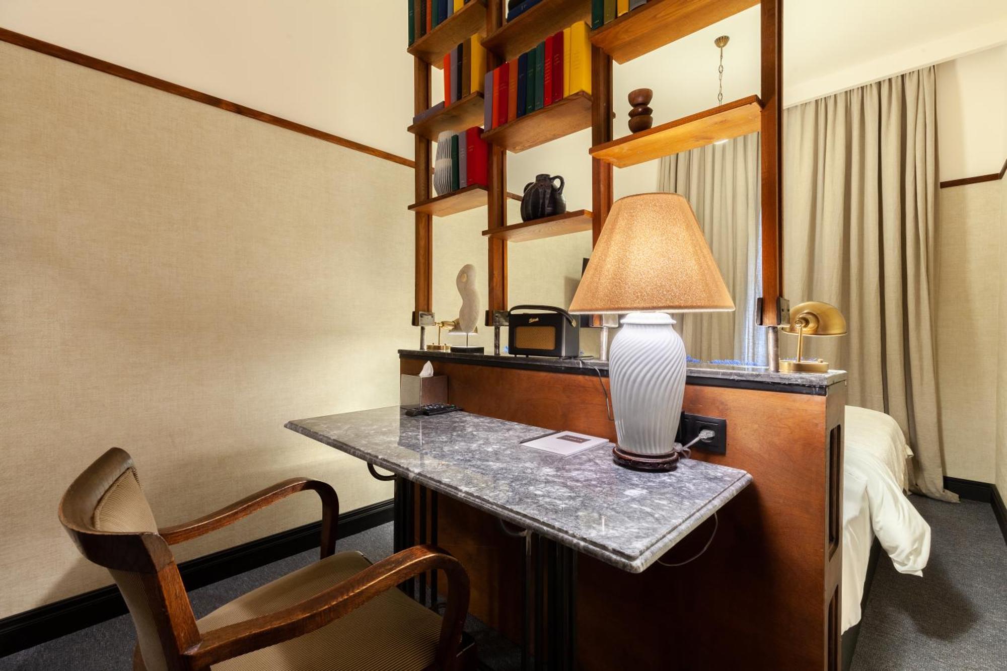 Communal Hotel Кутаиси Екстериор снимка
